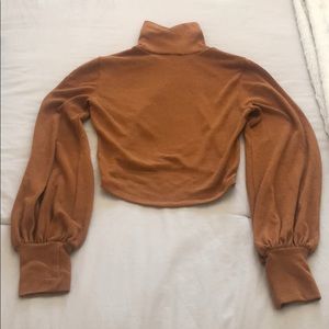 Fashion Nova Tops - Fashion Nova Bella Turtle crop top Fashion Nova Tops - Fashion Nova Bella Turtle crop top